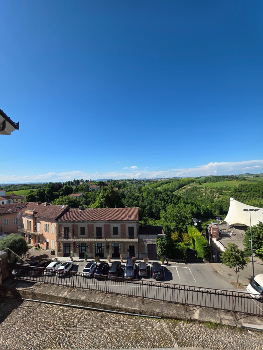Camera Standard &middot; vista borgo